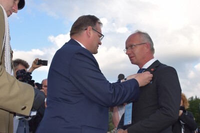 Obchody 74. rocznicy bitwy o Monte Cassino. Prof. Krzysztof Szwagrzyk odbiera medal „Pro Patria”