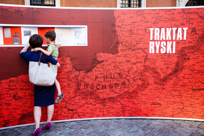 Otwarcie wystawy „Powstała, by żyć” na Dziedzińcu Wielkim Zamku Królewskiego w Warszawie – 29 maja 2018. Fot. Sławek Kasper (IPN)