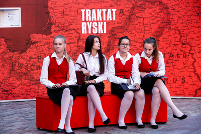 Otwarcie wystawy „Powstała, by żyć” na Dziedzińcu Wielkim Zamku Królewskiego w Warszawie – 29 maja 2018. Fot. Sławek Kasper (IPN)