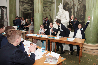 Podsumowanie III Turnieju Debat Historycznych Instytutu Pamięci Narodowej. Fot. Piotr Życieński (IPN)