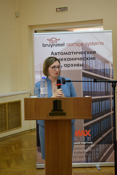 Wystąpienie dyrektor Archiwum IPN Marzeny Kruk na otwarciu II Letniej Szkoły Archiwistów Wspólnoty Niepodległych Państw.