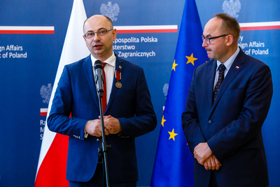 Uroczystość wręczenia dr. Mateuszowi Szpytmie honorowej odznaki Bene Merito – Warszawa, 23 czerwca 2018. Fot. Sławek Kasper (IPN)