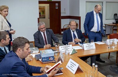 Przedstawiciele środowisk żydowskich z USA w IPN – 26 czerwca 2018. Fot. Marcin Jurkiewicz (IPN)