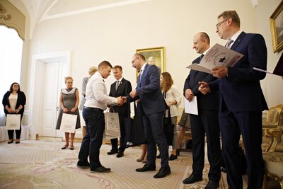 Wiceprezes IPN dr Mateusz Szpytma na gali finałowej II edycji Olimpiady Historii Polski na Ukrainie 2017/18 – 3 lipca 2018 Warszawa. Fot. Jan Dubiel (IPN)