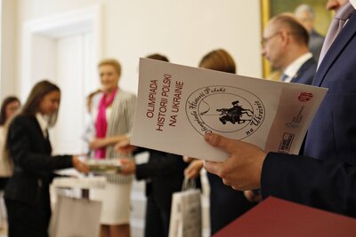 Wiceprezes IPN dr Mateusz Szpytma na gali finałowej II edycji Olimpiady Historii Polski na Ukrainie 2017/18 – 3 lipca 2018 Warszawa. Fot. Jan Dubiel (IPN)