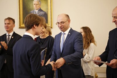 Wiceprezes IPN dr Mateusz Szpytma na gali finałowej II edycji Olimpiady Historii Polski na Ukrainie 2017/18 – 3 lipca 2018 Warszawa. Fot. Jan Dubiel (IPN)