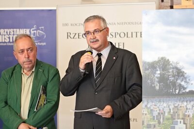 Wernisaż wystawy „Andrzej Pityński – ambasador historii Polski w obiektywie Czesława Czaplińskiego. Fot. Jan Dubiel (IPN)