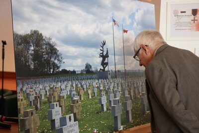 Wystawa „Andrzej Pityński – ambasador historii Polski w obiektywie Czesława Czaplińskiego”. Fot. Aleksandra Wierzchowska (IPN)