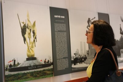 Wystawa „Andrzej Pityński – ambasador historii Polski w obiektywie Czesława Czaplińskiego”. Fot. Aleksandra Wierzchowska (IPN)