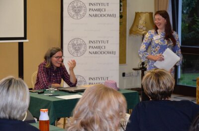 Nauczyciele polonijni podczas pierwszego dnia zajęć. Fot. Anna Pomykaczová