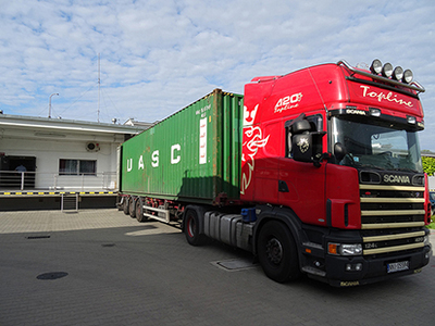 Archiwalne egzemplarze „Dziennika Związkowego” przybyły z Chicago do Polski – 10 lipca 2018