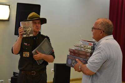 Przekazanie materiałów edukacyjnych Instytutu Pamięci Narodowej