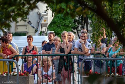 Uroczysta Msza św. przy Pomniku Powstania Warszawskiego oraz Apel Poległych na Pl. Krasińskich. Fot. Marcin Jurkiewicz (IPN)