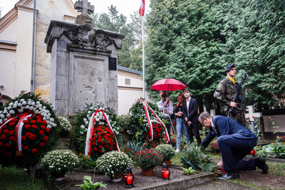 IPN oddaje hołd bohaterom wojny 1920 roku – Ossów, 15 sierpnia 2018 r.  Fot. Sławek Kasper (IPN)
