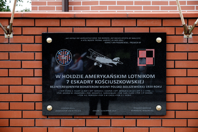 IPN oddaje hołd bohaterom wojny 1920 roku – Ossów, 15 sierpnia 2018 r.  Fot. Sławek Kasper (IPN)