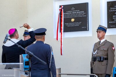 Odsłonięcie tablicy upamiętniającej żołnierzy batalionu „Pięść” – Warszawa, 22 sierpnia 2018. Fot. Marcin Jurkiewicz (IPN)