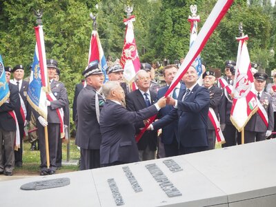 Odsłonięcie pomnika [fot. B. Nowak, BUWiM IPN]