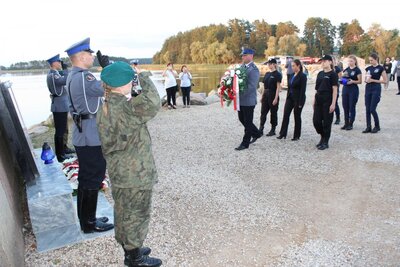 Wyprawa edukacyjna laureatów II edycji konkursu „Policjanci w służbie historii” - 2018 r. Fot. Rafał Byzia