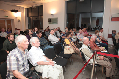 Dyskusja o roli Kościoła katolickiego w odzyskaniu przez Polskę niepodległości w 1918 r. Fot. P.Życieński (IPN)