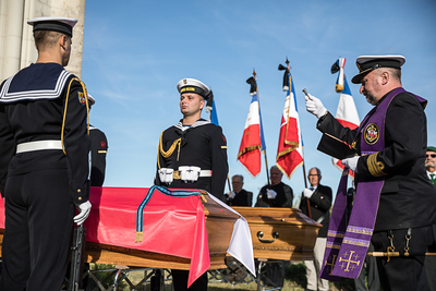 Uroczystości sprowadzenia do Polski szczątków admirała Józefa Unruga i jego żony Zofii – Montrésor (Francja), 24 września 2018. Fot. Sławek Kasper (IPN)