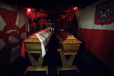 Uroczystości sprowadzenia do Polski szczątków admirała Józefa Unruga i jego żony Zofii – Port Wojenny w Brest (Francja), 25 września 2018. Fot. sk/IPN