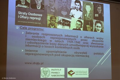 Konferencja prasowa na temat programów poświęconych stratom osobowym i ofiarom represji – Warszawa, 27 września 2018. Fot. Marcin Jurkiewicz (IPN)