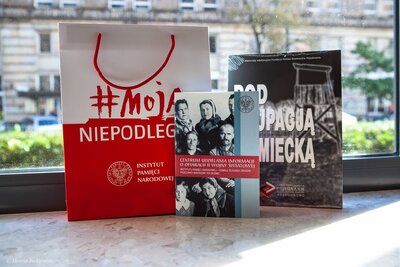 Konferencja prasowa na temat programów poświęconych stratom osobowym i ofiarom represji – Warszawa, 27 września 2018. Fot. Marcin Jurkiewicz (IPN)