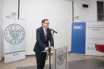 Uroczystość wręczenia nagród w konkursie na Najlepszy Debiut Historyczny Roku otworzył prezes IPN dr Jarosław Szarek – Warszawa, 28 września 2018. Fot. Piotr Życieński (IPN)