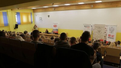 Prelekcja dr Anny Jagodzińskiej w Działdowie (fot. K. Wrombel, M. Próchniak - Stowarzyszenie Odnowy Chrześcijańskiej "Pamięć i Tożsamość" Działdowo)