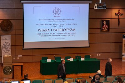 Otwarcie konferencji „Wiara i patriotyzm. Msze za Ojczyznę bł. ks. Jerzego Popiełuszki...” – Warszawa 18 października 2018. Fot. Marcin Jurkiewicz (IPN)