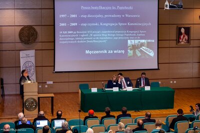 Otwarcie konferencji „Wiara i patriotyzm. Msze za Ojczyznę bł. ks. Jerzego Popiełuszki...” – Warszawa 18 października 2018. Fot. Marcin Jurkiewicz (IPN)