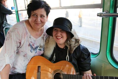 Tramwaj linii „N” znów wyjechał w trasę! – 6 listopada 2018. Fot. Aleksandra Wierzchowska (IPN)