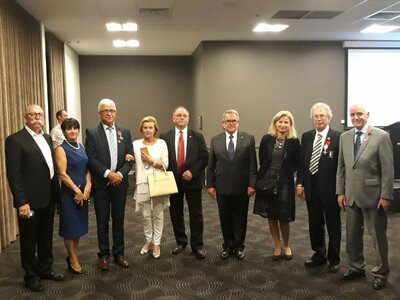 Gala z okazji 100. rocznicy odzyskania przez Polskę niepodległości, 8 listopada 2018. Trzeci od lewej Henryk Sawicki, przedostatni od prawej Edward Włodarski