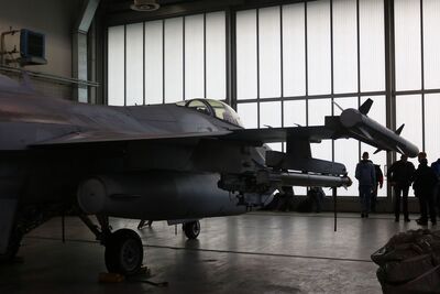 Zwiedzanie 31 Bazy Lotnictwa Taktycznego w Krzesinach – 14 listopada 2018