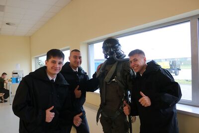 Zwiedzanie 31 Bazy Lotnictwa Taktycznego w Krzesinach – 14 listopada 2018