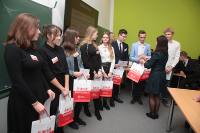 Turniej oksfordzkich debat historycznych dla studentów. Ćwierćfinał  – 22 listopada 2018. Fot. Piotr Życieński (IPN)