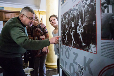 Otwarcie wystawy „Rozkaz nr 00485. Antypolska operacja NKWD na sowieckiej Ukrainie 1937–1938” – Chmielnicki (Ukraina), 23 listopada 2018. Fot. Sławek Kasper (IPN)