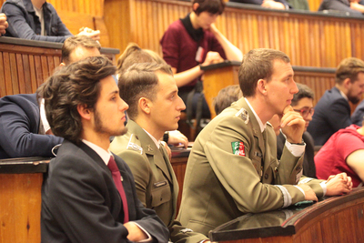 Finał pierwszego turnieju oksfordzkich debat historycznych dla studentów – 23 listopada 2018. Fot. Piotr Życieński (IPN)