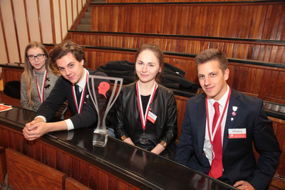 Finał pierwszego turnieju oksfordzkich debat historycznych dla studentów – 23 listopada 2018. Fot. Piotr Życieński (IPN)