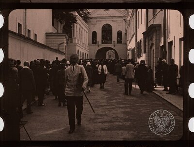 Kadr z filmu „Z wycieczki Stowarzyszenia Weteranów do Polski”, 1927 r. (Archiwum IPN)