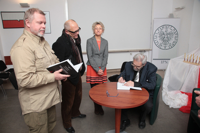 Spektakl według „Głosów” Bohdana Urbankowskiego oraz prezentacja książki – 28 listopada 2018. Fot. Piotr Życieński (IPN)