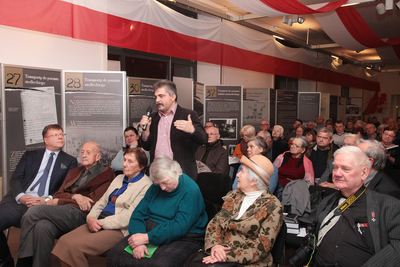 Premiera książki Joanny Siedleckiej „Pan od poezji. O Zbigniewie Herbercie” – 5 grudnia 2018. Fot. Piotr Życieński (IPN)