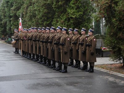 Uroczystość poświęcenia pomnika na mogile Walerego Sławka oraz złożenie kwiatów przy mogile Czterech Poetów Legionistów – 6 grudnia 2018. Fot. Mateusz Niegowski (IPN)