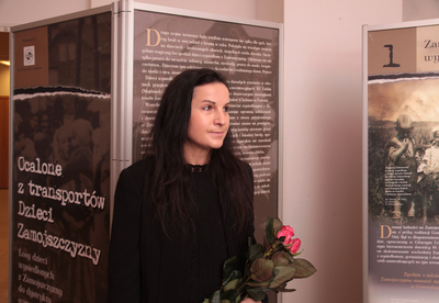 Dr Beata Kozaczyńska, autorka wystawy „Ocalone z transportów Dzieci Zamojszczyzny” – 4 grudnia 2018. Fot. Piotr Życieński (IPN)