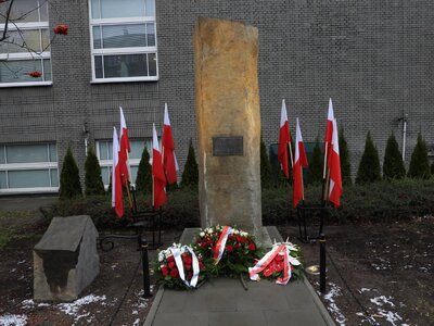 Obelisk poświęcony Pamięci Profesorów, Pracowników, Studentów oraz Żołnierzy Września i Powstania Warszawskiego, poległych i zamordowanych w latach 1939–194 – Warszawa, 14 grudnia 2018