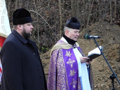 Pogrzeb szczątków ofiar niemieckich zbrodni ekshumowanych na terenie Fortu III – Pomiechówek, 15 grudnia 2018 (fot. Mateusz Niegowski)