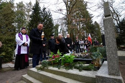 Spotkanie dla upamiętnienia trzynastu ofiar Grudnia ’70 oraz legendarnych działaczy opozycji – Edmunda Bałuki i Mariana Jurczyka spoczywających na Cmentarzu Centralnym w Szczecinie.