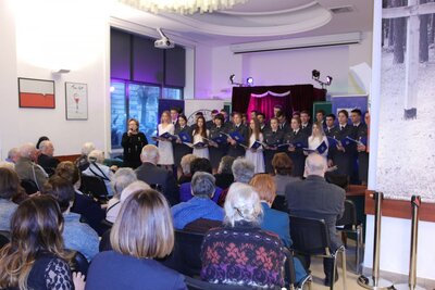 O tym nie można zapomnieć – spotkania z osobami, które przeszły piekło obozów koncentracyjnych i deportacji podczas II wojny światowej