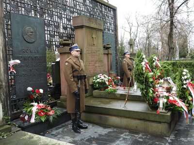 80. rocznica śmierci Romana Dmowskiego - Cmentarz Bródnowski fot. Mateusz Niegowski
