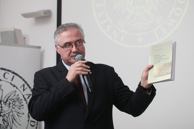 Dr Waldemar Brenda. Spotkanie z cyklu „Na północ od Warszawy. Warmia i Mazury w XX w.” – Warszawa, 12 lutego 2019. Fot. Piotr Życieński (IPN)